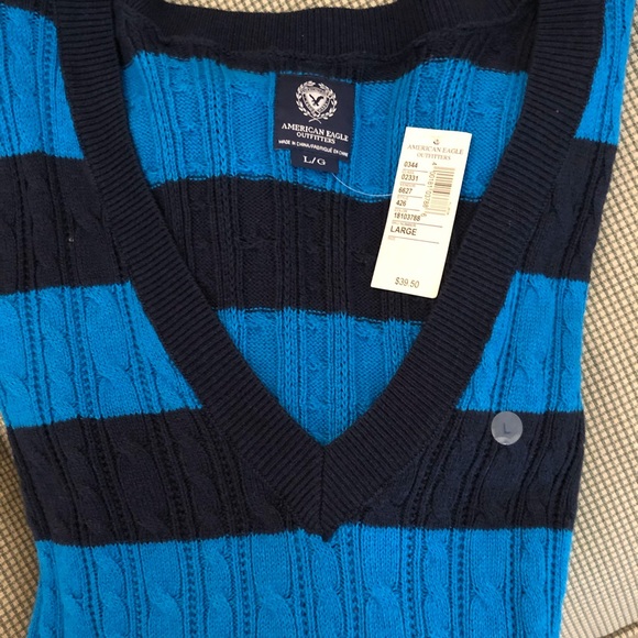 💕 American Eagle Striped Sweater L NWT - Picture 2 of 3